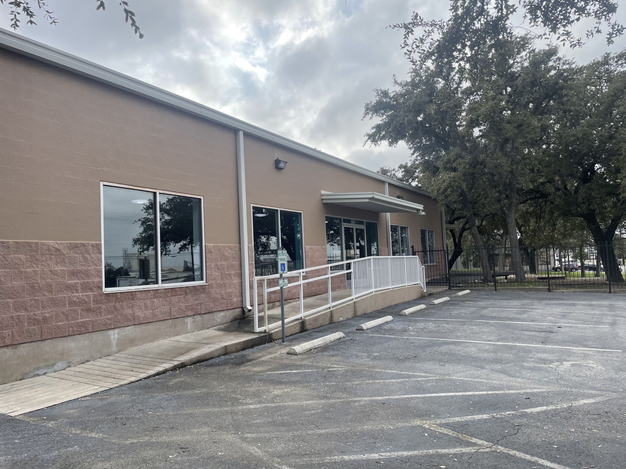Obsido Commercial arranges lease of 5,500 SF Industrial/Flex property